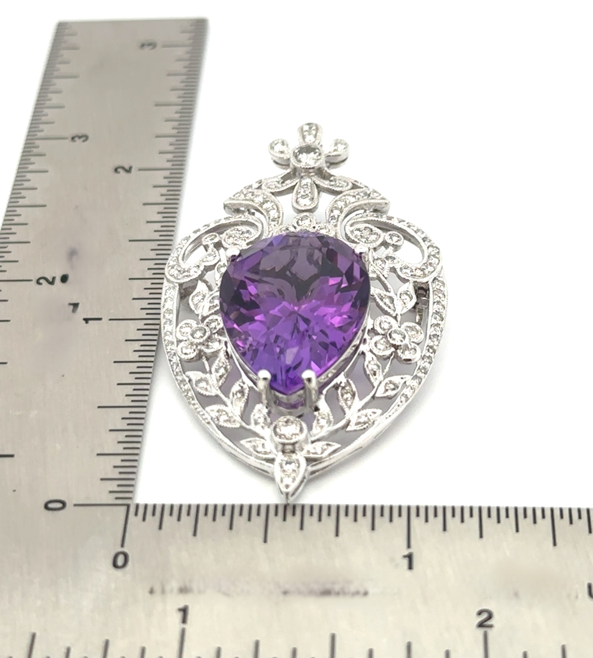 45 Carats Amethyst White Gold Filigree Diamond Pendant Brooch