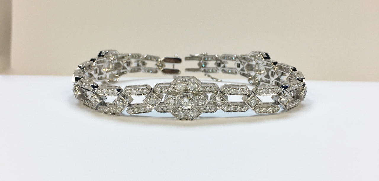 Over 5.50 Carats White Gold Diamond Bracelet