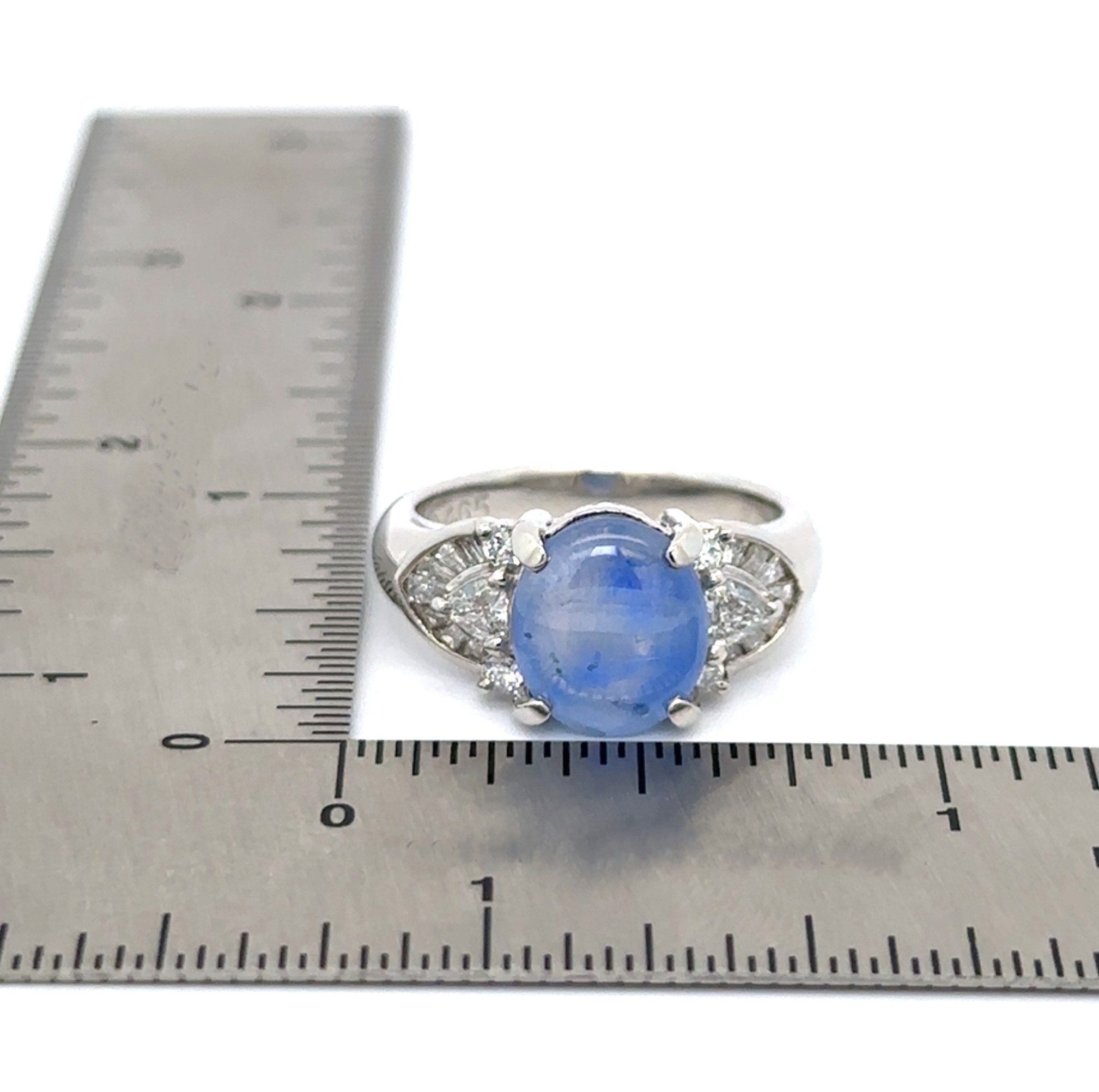 4.50 Carats Star Sapphire Platinum Ring