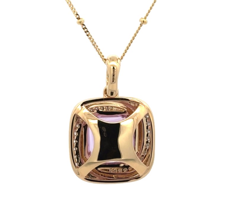 8 Carats Kunzite Yellow Gold Pendant With Chain