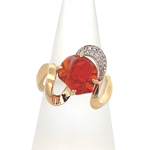 18k yellow gold opal diamond ring